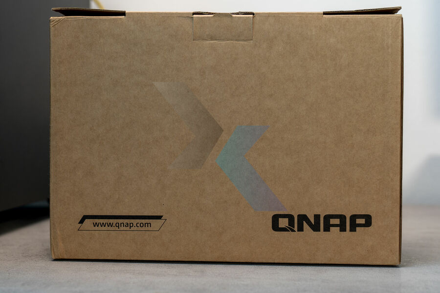 001 box back e2f9e